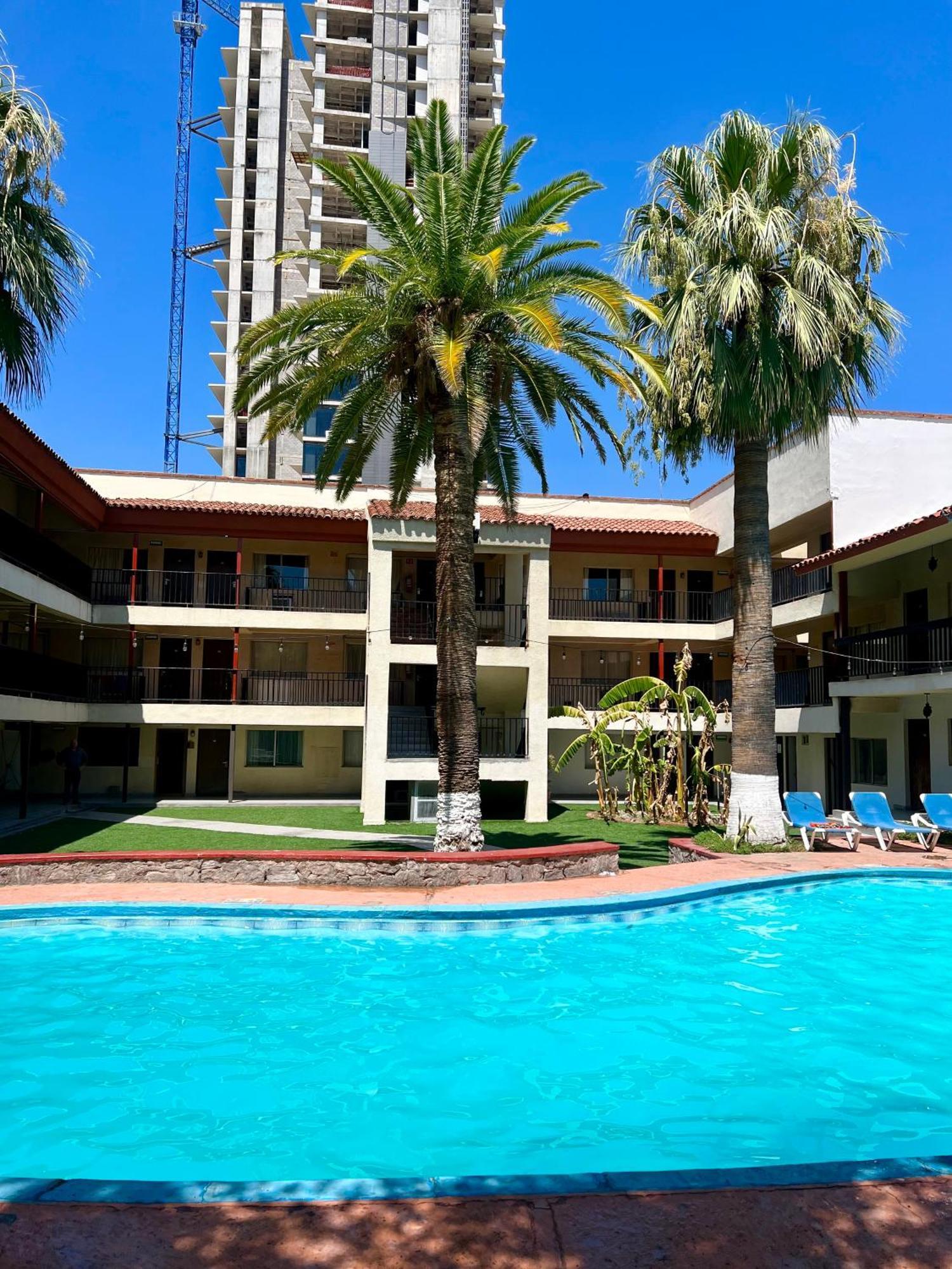 Hotel Bugambilia エルモシヨ エクステリア 写真